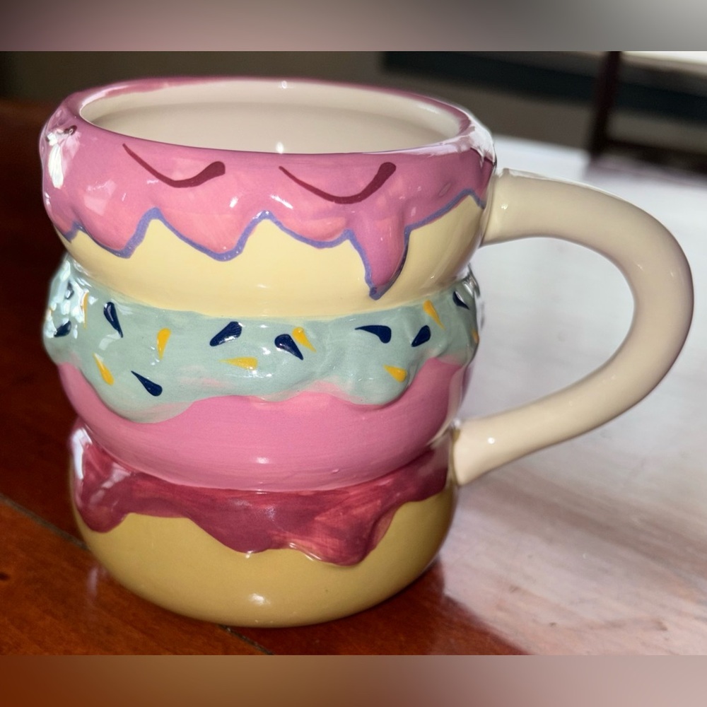 Earthenware Donut Mug NWT